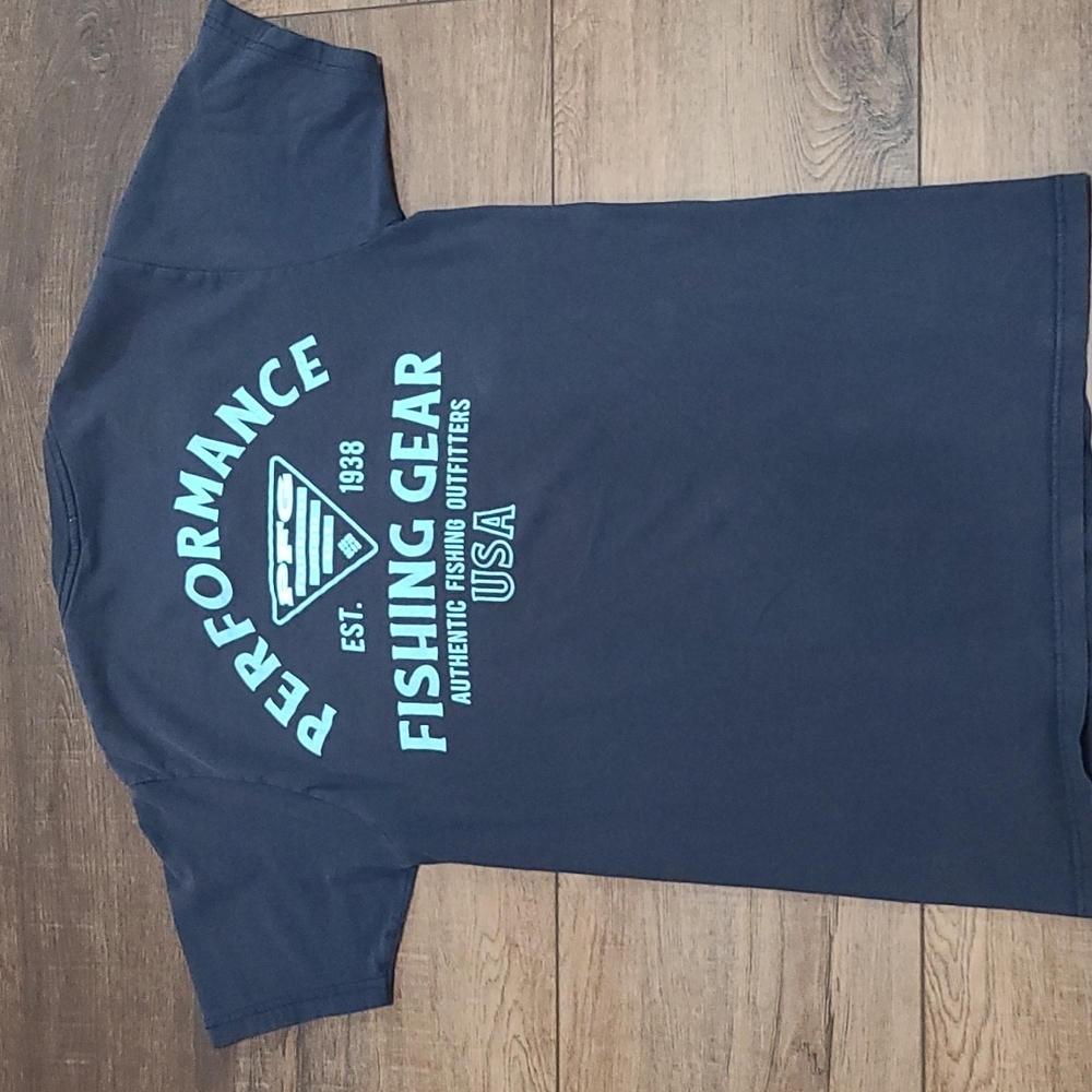 Columbia tee  good condition